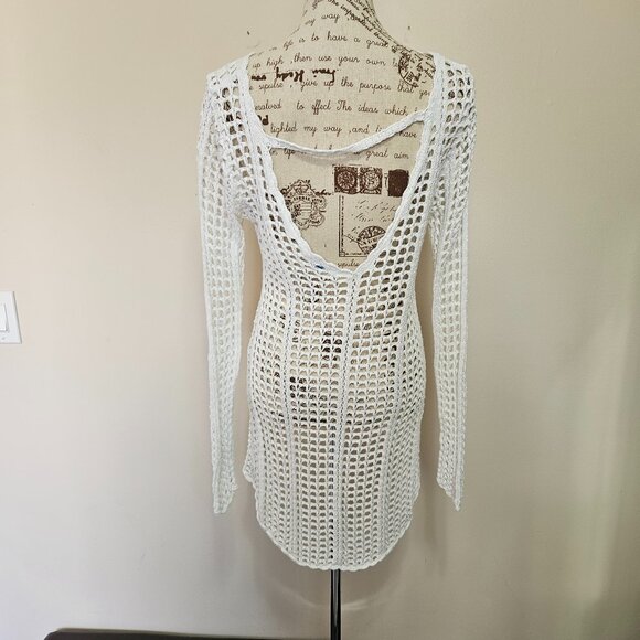 Ricki's White Crochet Sweater/Coverup - Picture 5 of 9